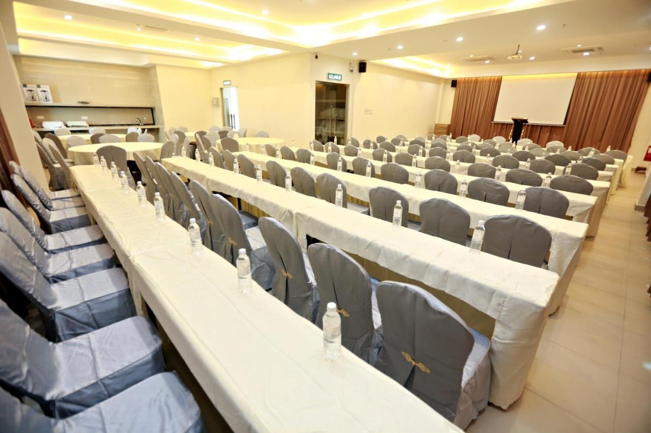 D&F Boutique Hotel Seremban 2 المظهر الخارجي الصورة